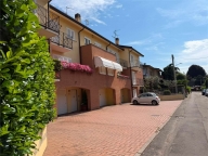 casa indipendente in vendita a Sesto Calende