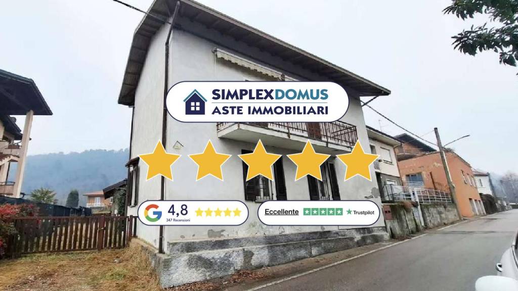 appartamento in vendita a Sesto Calende in zona Oca