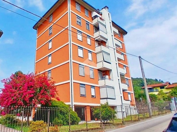 appartamento in vendita a Sesto Calende