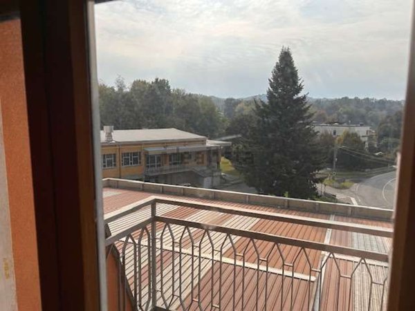 appartamento in vendita a Sesto Calende
