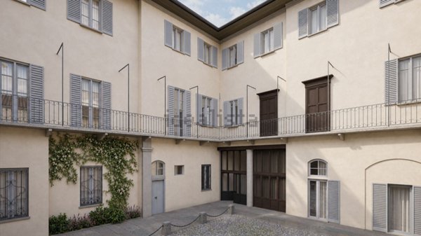 appartamento in vendita a Sesto Calende