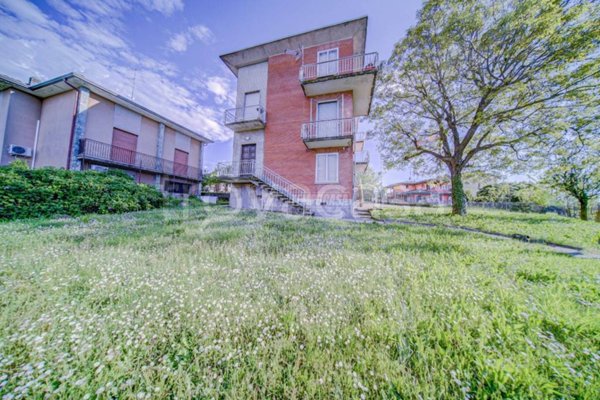 casa indipendente in vendita a Solbiate Arno