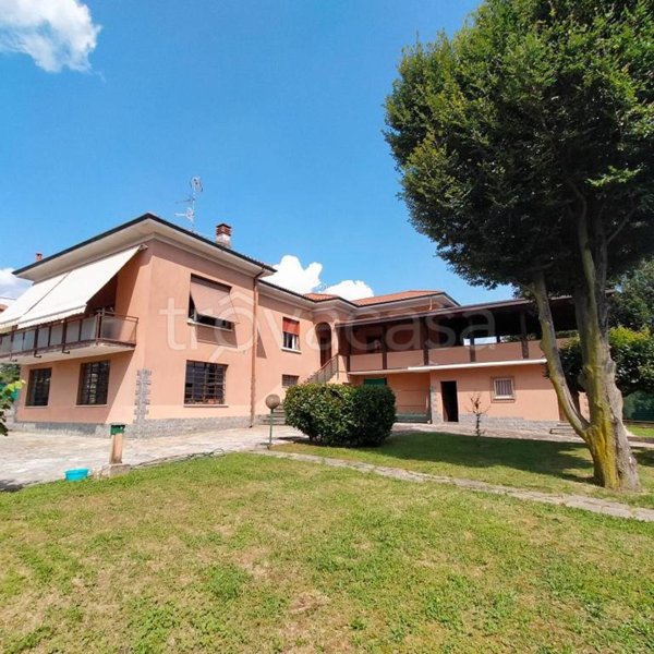 casa indipendente in vendita a Solbiate Arno