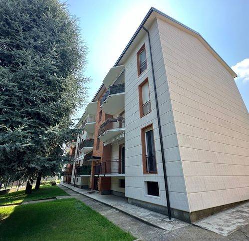 appartamento in vendita a Solbiate Arno