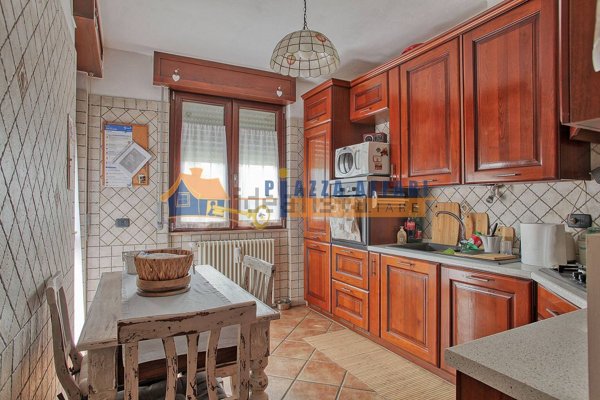 appartamento in vendita a Solbiate Arno