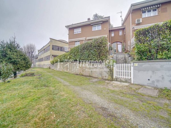 casa indipendente in vendita a Solbiate Arno