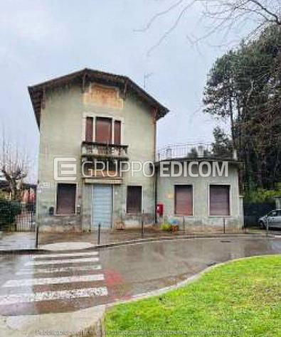 appartamento in vendita a Solbiate Arno