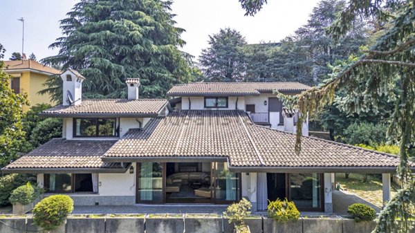 casa indipendente in vendita a Solbiate Arno