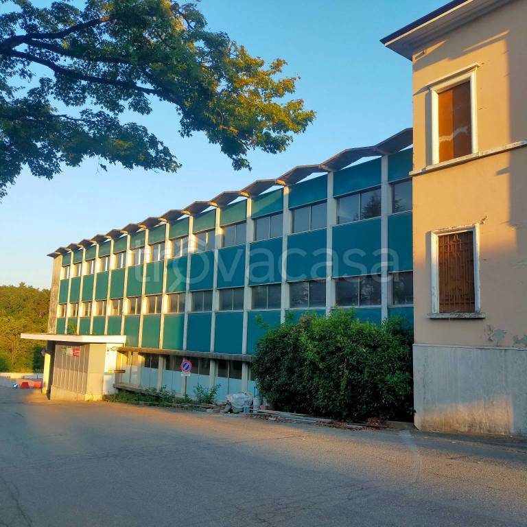 ufficio in vendita a Solbiate Arno
