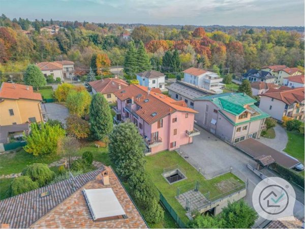 appartamento in vendita a Solbiate Arno