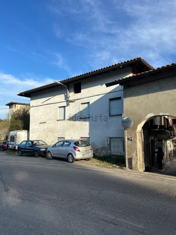 appartamento in vendita a Solbiate Arno