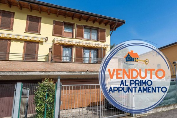 casa indipendente in vendita a Solbiate Arno