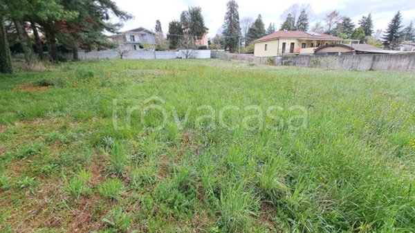 terreno edificabile in vendita a Solbiate Arno