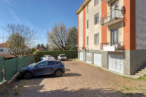 appartamento in vendita a Solbiate Arno