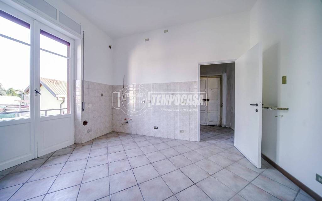 appartamento in vendita a Solbiate Arno