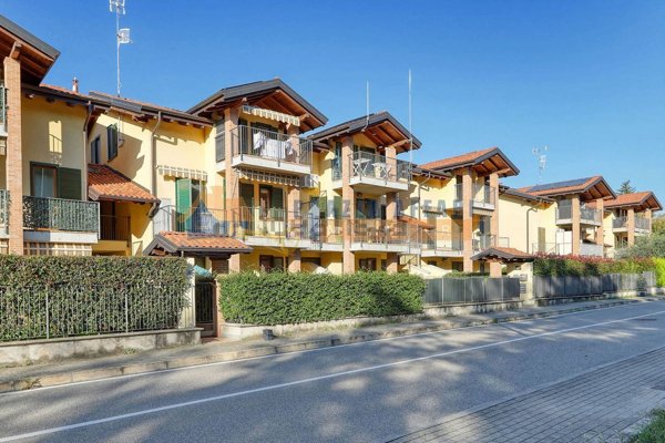 appartamento in vendita a Solbiate Arno