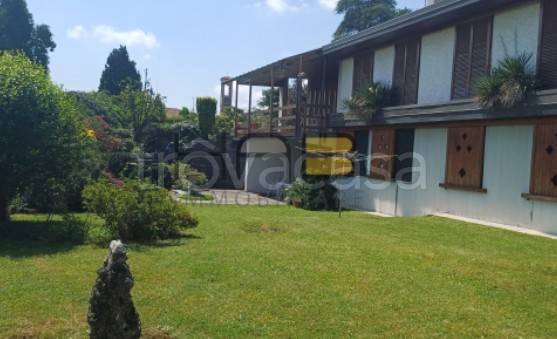 casa indipendente in vendita a Solbiate Olona
