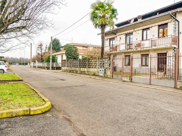 appartamento in vendita a Solbiate Olona