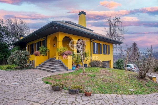 casa indipendente in vendita a Solbiate Olona