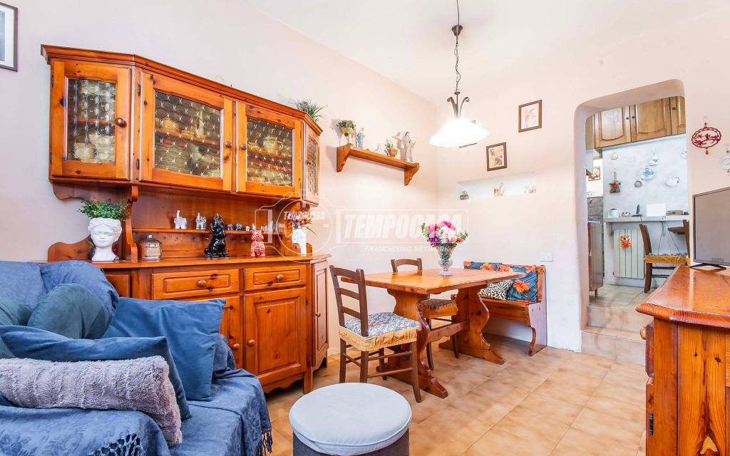 casa indipendente in vendita a Solbiate Olona