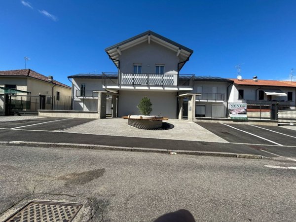 appartamento in vendita a Solbiate Olona