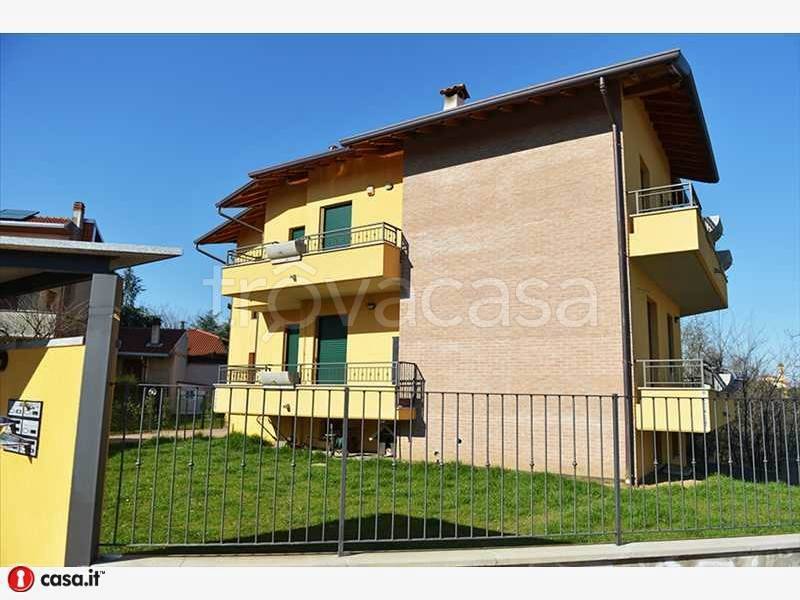appartamento in vendita a Solbiate Olona