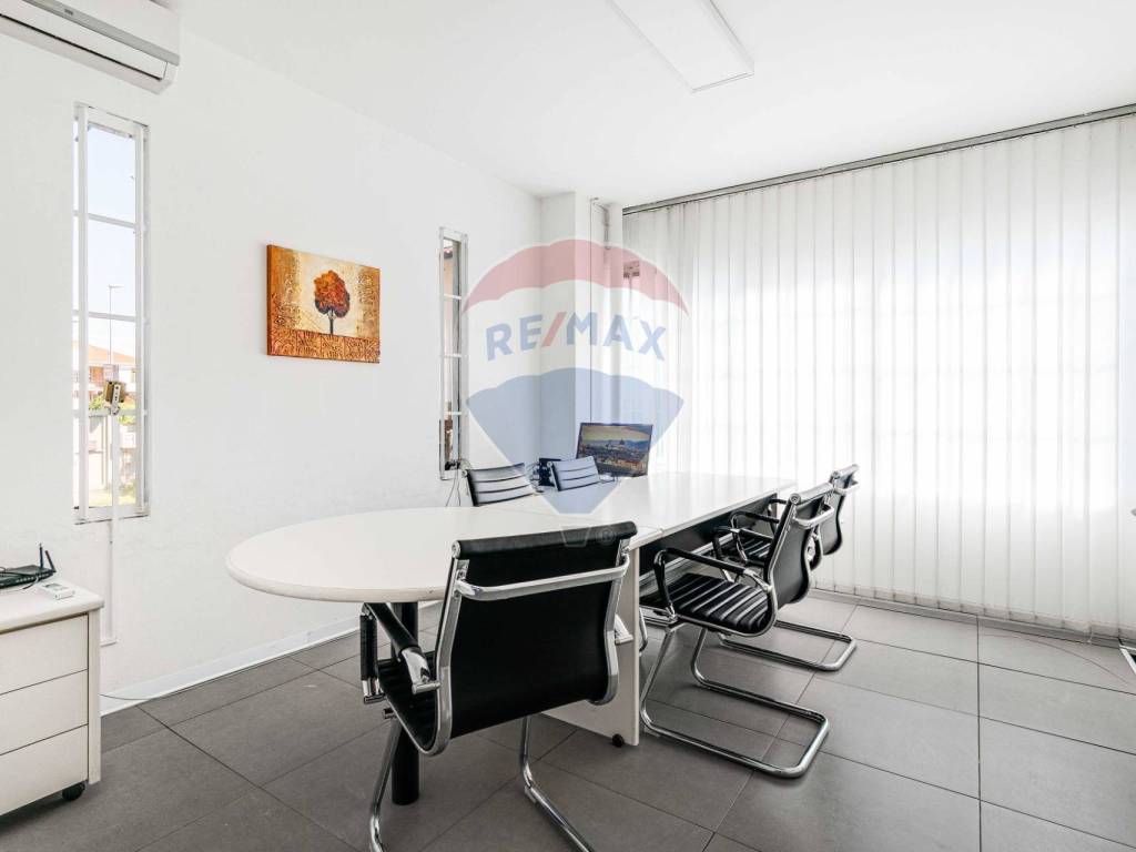 capannone in vendita a Solbiate Olona