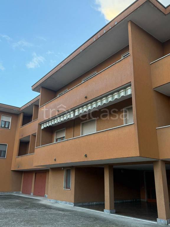 appartamento in vendita a Solbiate Olona