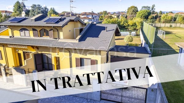 casa indipendente in vendita a Solbiate Olona