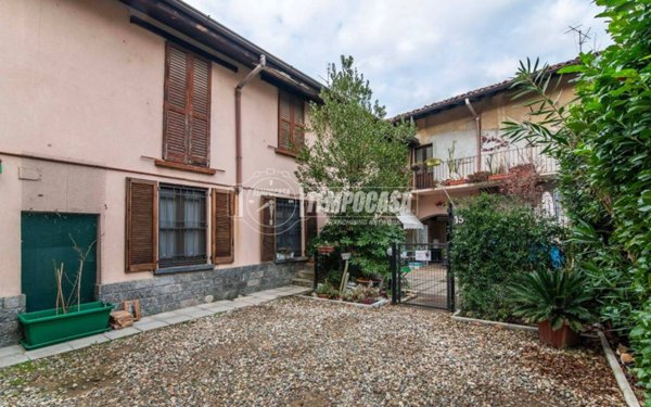 appartamento in vendita a Solbiate Olona