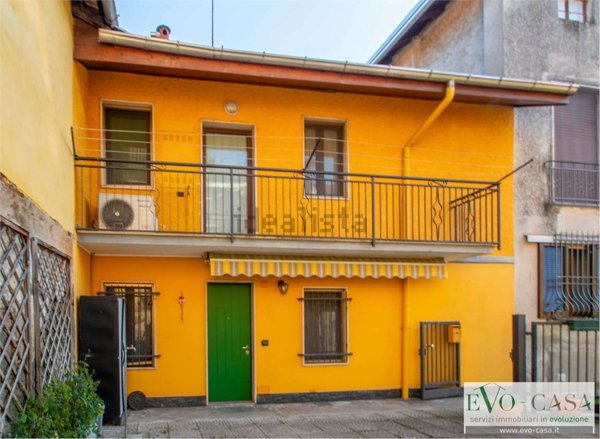 appartamento in vendita a Solbiate Olona