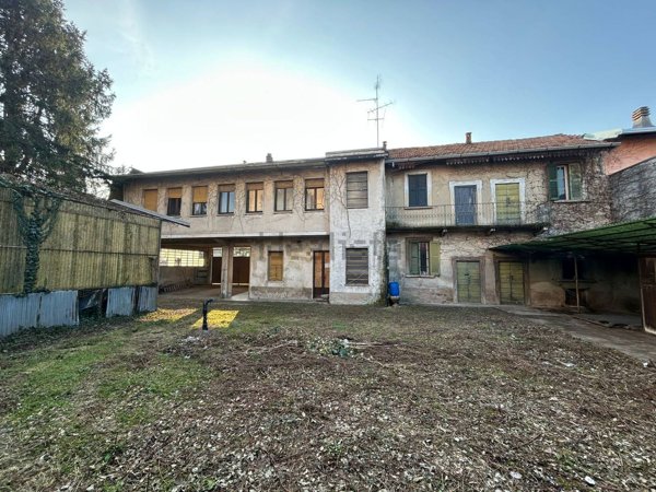 casa indipendente in vendita a Solbiate Olona