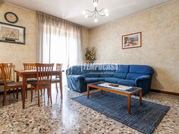 appartamento in vendita a Solbiate Olona