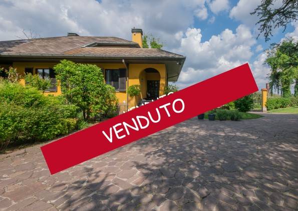 casa indipendente in vendita a Solbiate Olona