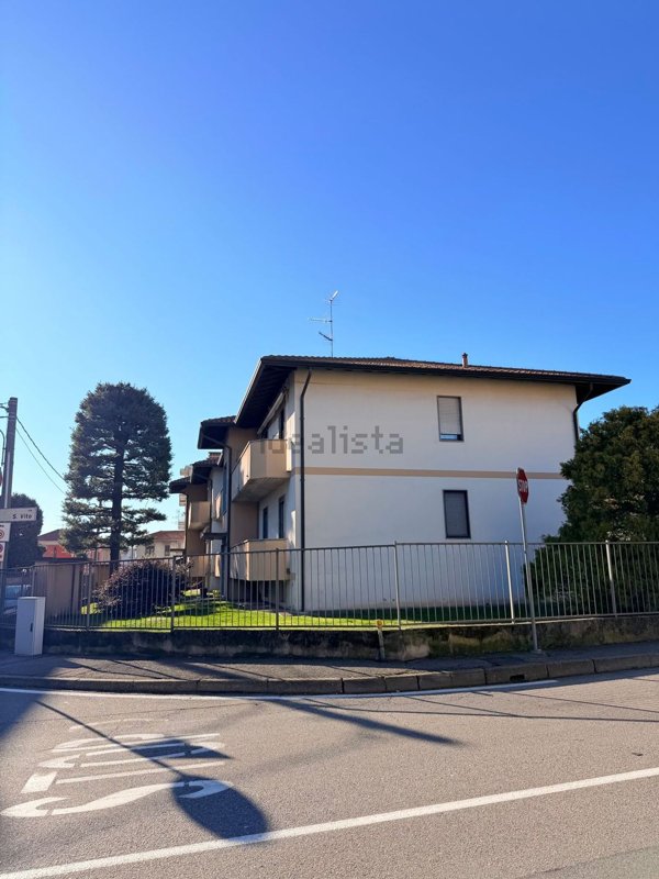 appartamento in vendita a Solbiate Olona