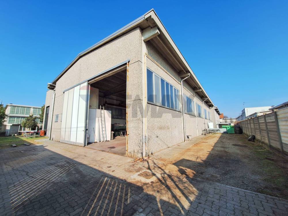 negozio in vendita a Solbiate Olona