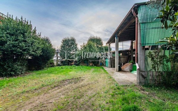 casa indipendente in vendita a Solbiate Olona