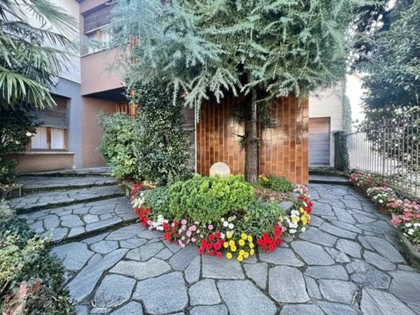 casa indipendente in vendita a Solbiate Olona