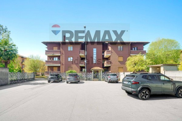 appartamento in vendita a Solbiate Olona