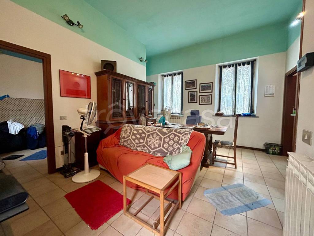 appartamento in vendita a Solbiate Olona