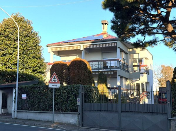 appartamento in vendita a Solbiate Olona