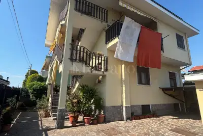 casa indipendente in vendita a Solbiate Olona