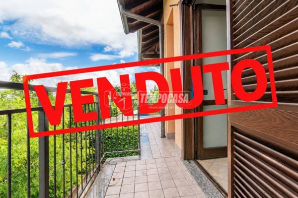 appartamento in vendita a Solbiate Olona