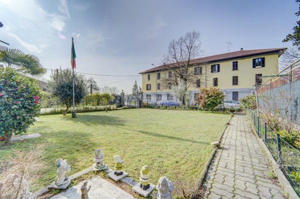 casa indipendente in vendita a Somma Lombardo in zona Maddalena