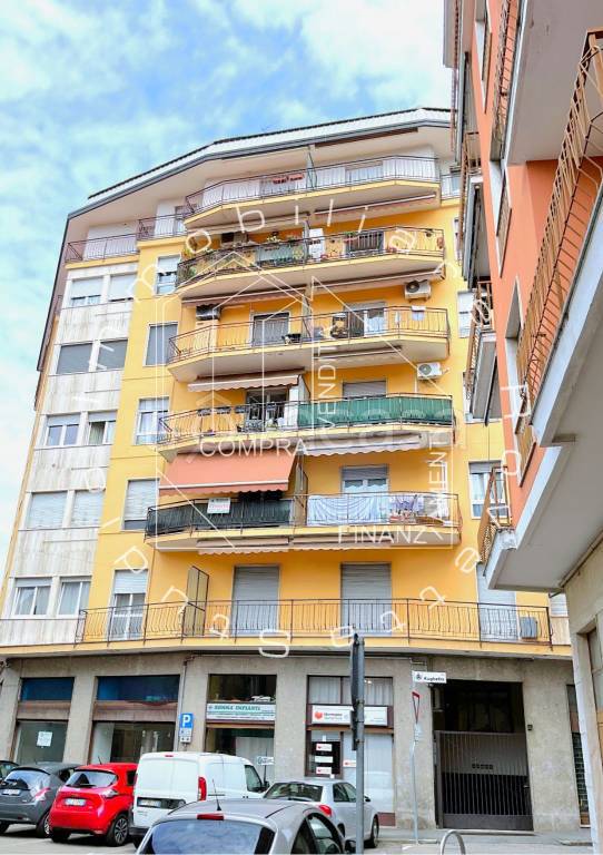 appartamento in vendita a Somma Lombardo