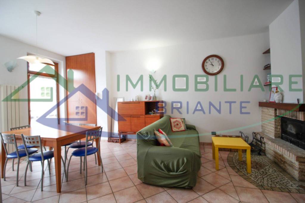 appartamento in vendita a Somma Lombardo in zona Maddalena
