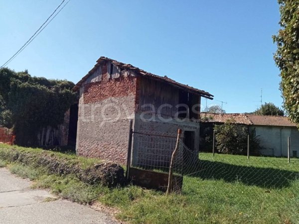 appartamento in vendita a Somma Lombardo in zona Coarezza