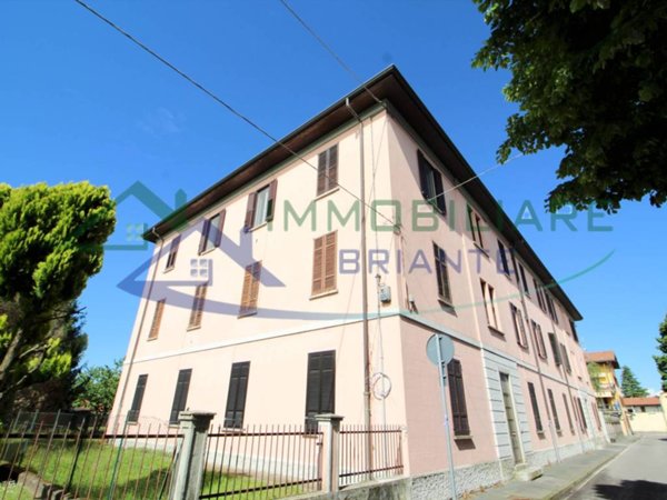 appartamento in vendita a Somma Lombardo in zona Maddalena