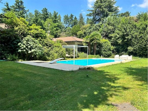 casa indipendente in vendita a Somma Lombardo