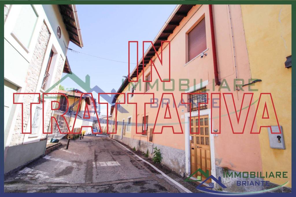 casa indipendente in vendita a Somma Lombardo